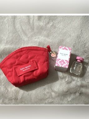 Kate Spade Red Pouch with New york Eau de Parfum Mini 4.5ml ❤️